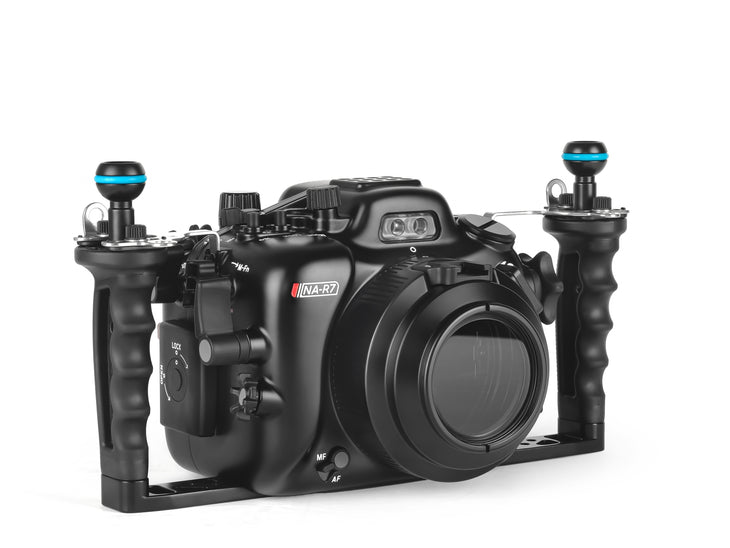 Canon EOS R7 - Nauticam NA-R7 Housing - 17338