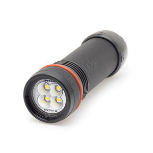 inon-lf2700-w-flashlight.jpg