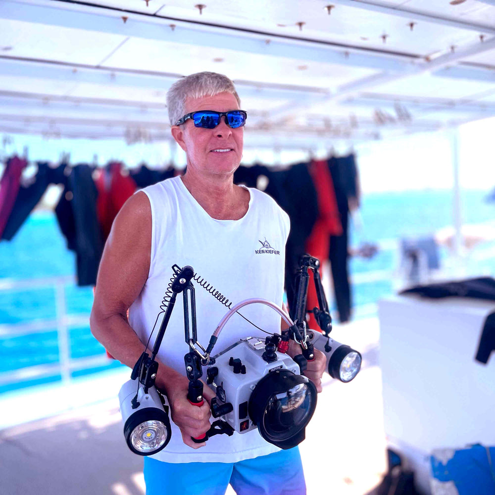 Ikelite RC232 TTL Underwater Strobe with Video Light [Fiber Optic] - 40123AU