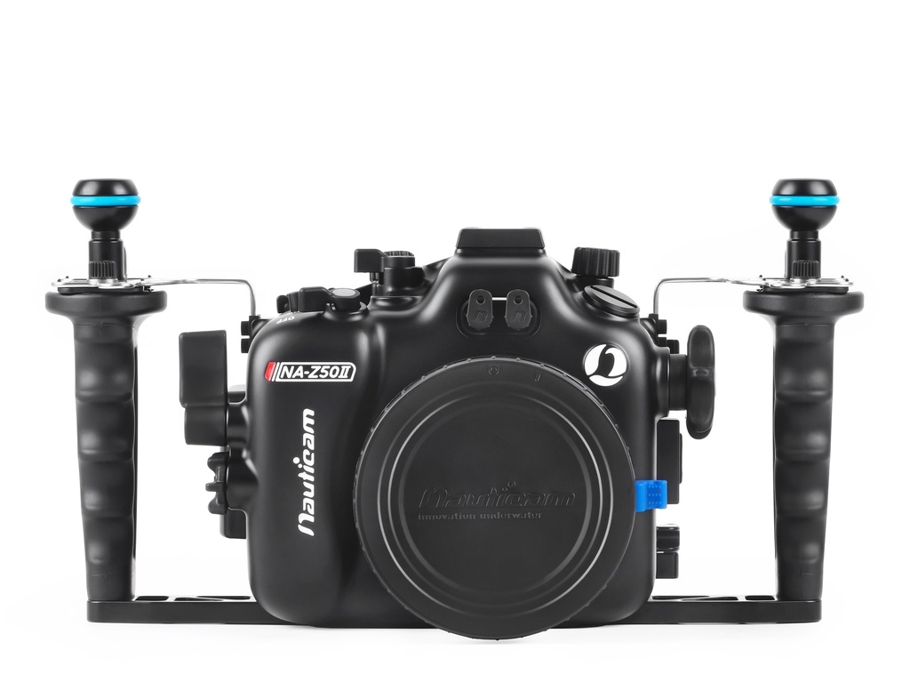 Nikon Z50 II with Nikkor Z DX 16-50 Lens - Nauticam NA-Z50II Housing