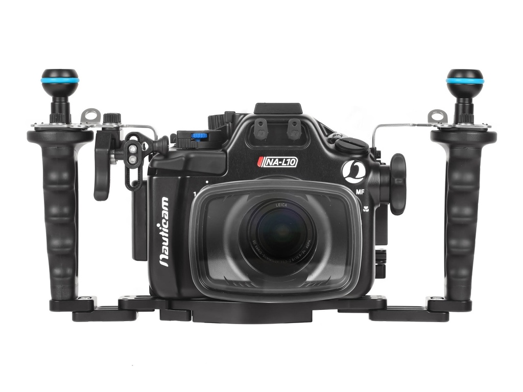 Panasonic Lumix L10 Housing - Nauticam NA-L10 Pro Package